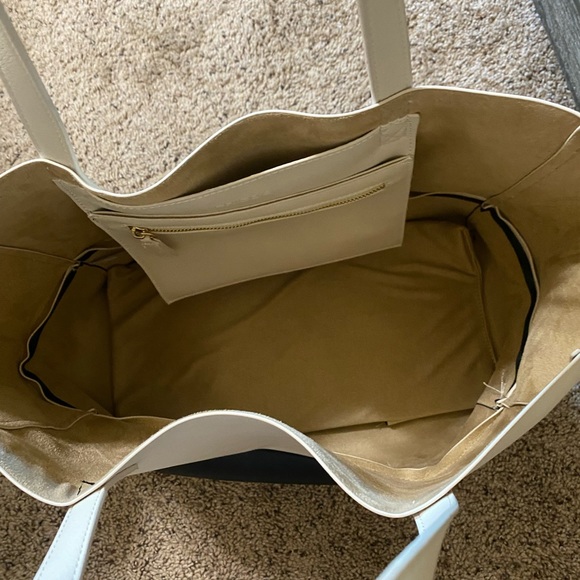 Never Used Travel Bag - Picture 5 of 5